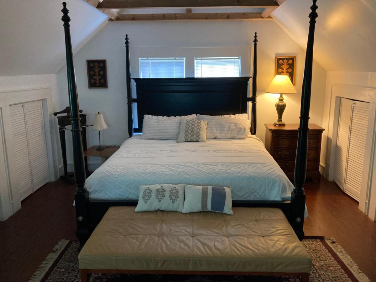 Country House On 1 Acre 4 Beds Great For Events Or A Quiet Weekend! Independence Exteriör bild